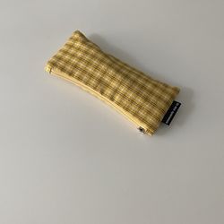 빈티지 옐로우 필통Vintage yellow pencil case)